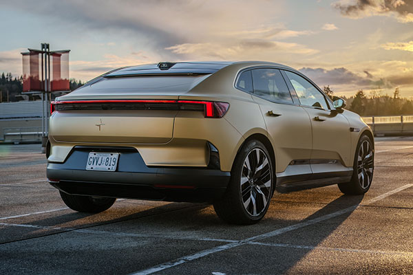 2026 Polestar 4 Performance